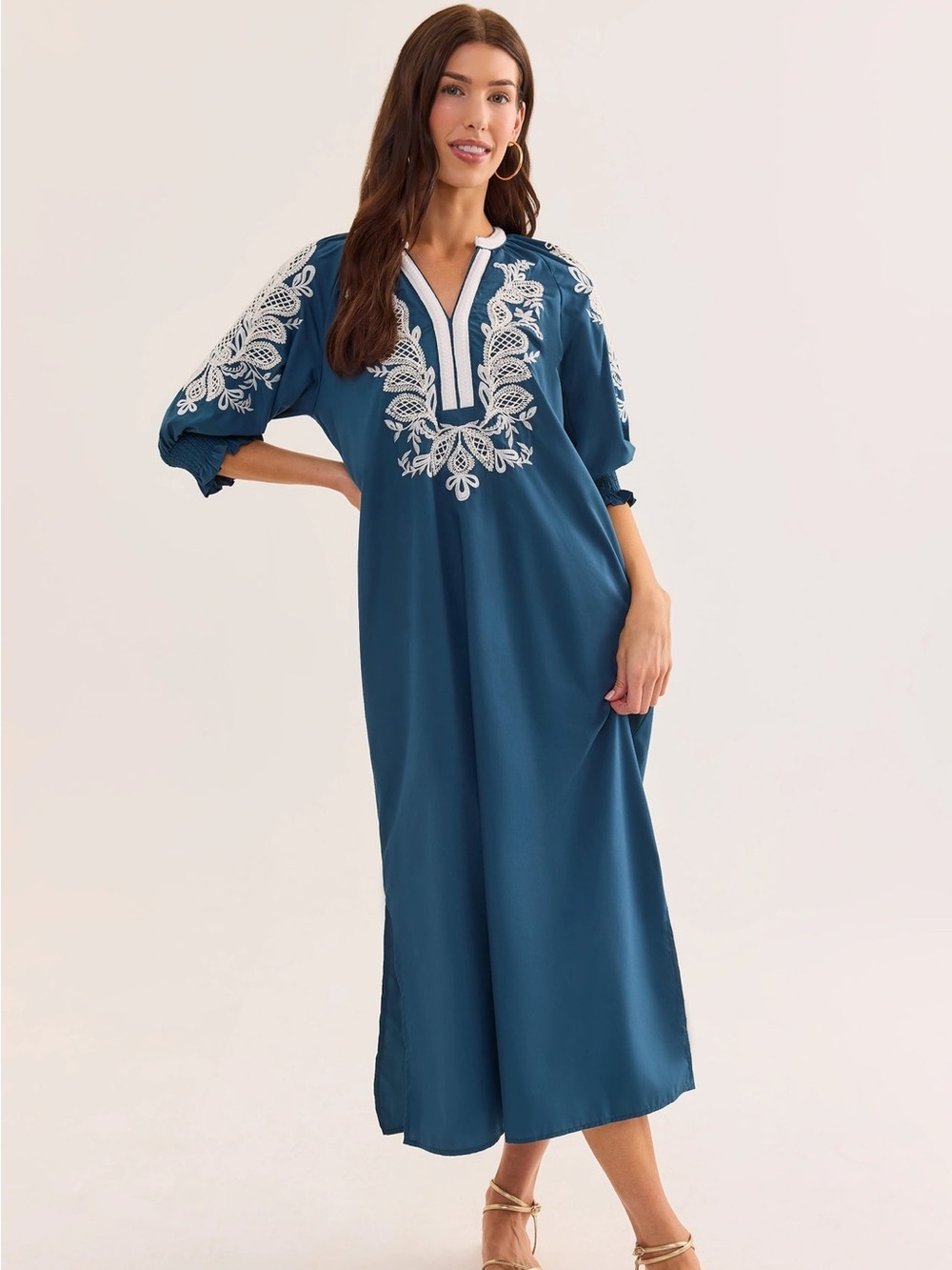 NWT Avara Vivian Navy Blue Embroidered Midi Dress - size extra small